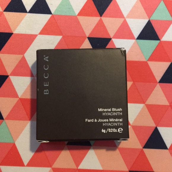 BECCA Other - Becca mineral blush in hyacinth